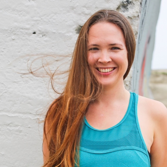 Meet your Posher, Annie - Picture 2 of 2